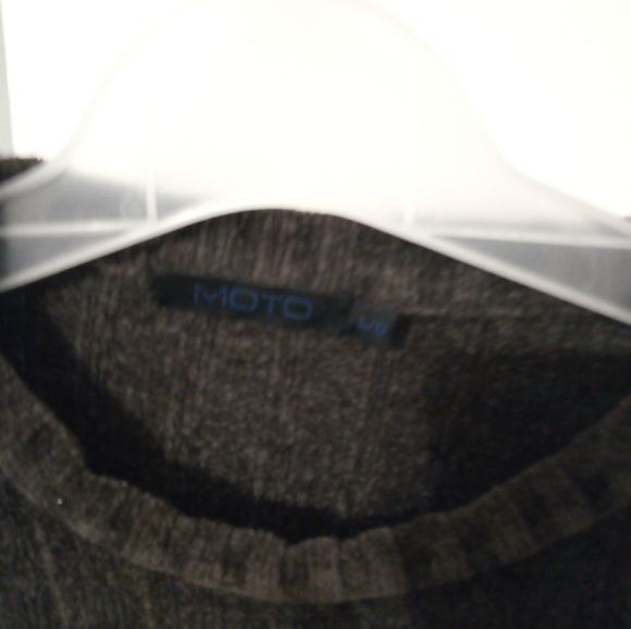 Moto - Picture 3 of 3